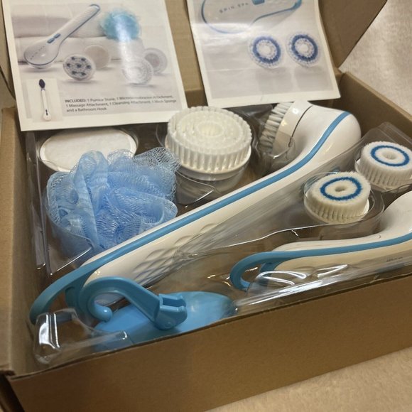 Idea Village SPIN SPA Spinning Spa Brush Pampering Cleanse Blue‎  NEW - Picture 6 of 12